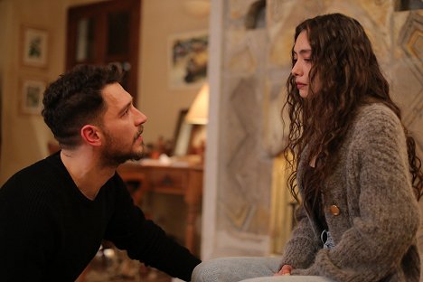 Uraz Kaygılaroğlu, Neslihan Atagül - A nagykövet lánya - Filmfotók