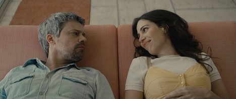 Avshalom Polak, Nur Fibak - Le Genou d’Ahed - Film