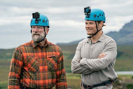 Graham McTavish, Sam Heughan - Men in Kilts: A Roadtrip with Sam and Graham - Scotland by Land, Air, and Sea - Z filmu
