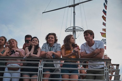 Meganne Young, Joel Courtney, Joey King, Jacob Elordi - The Kissing Booth 3 - Filmfotos