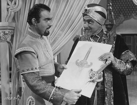 Gene Evans, George Macready - Das goldene Schwert - Filmfotos