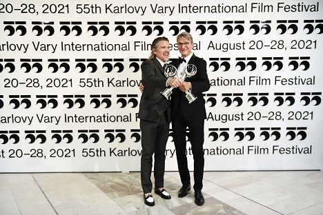 Ethan Hawke, Jan Svěrák - Slavnostní zakončení MFF Karlovy Vary 2021 - Promokuvat