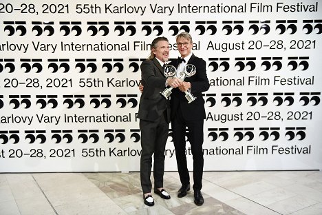 Ethan Hawke, Jan Svěrák - Slavnostní zakončení MFF Karlovy Vary 2021 - Promo