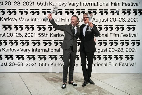 Ethan Hawke, Jan Svěrák - Slavnostní zakončení MFF Karlovy Vary 2021 - Werbefoto