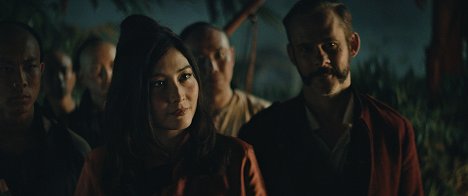Josie Ho Chiu-yee, Dominic Monaghan - El rey del fin del mundo - De la película