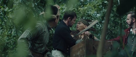 Jonathan Rhys Meyers, Yusuf Mahardika - Im Herzen des Dschungels - Filmfotos