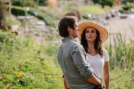 Marcus Rosner, Erin Cahill - Love Stories in Sunflower Valley - Photos