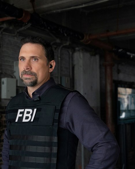 Jeremy Sisto - FBI: Special Crime Unit - Fathers and Sons - Photos