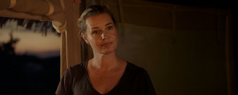 Rebecca Romijn - Espécie Ameaçada - Do filme