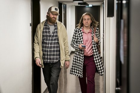 Odd-Magnus Williamson, Øystein Martinsen - Ingenting å le av - De la película