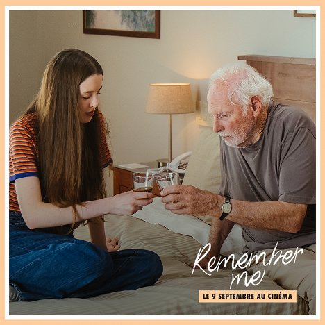 Serena Kennedy, Bruce Dern - Remember Me - Cartões lobby