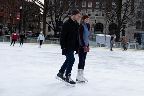 Ryan Cooper, Abigail Klein - Karácsony a jégen - Filmfotók