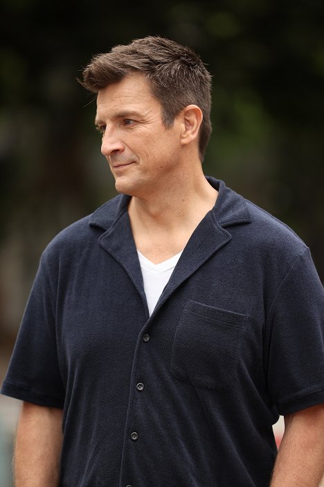 Nathan Fillion - The Rookie - Five Minutes - Photos