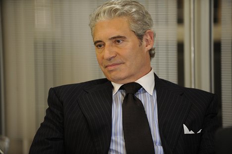 Michael Nouri - Damages - Im Netz der Macht - Aufrichtigkeit - Filmfotos