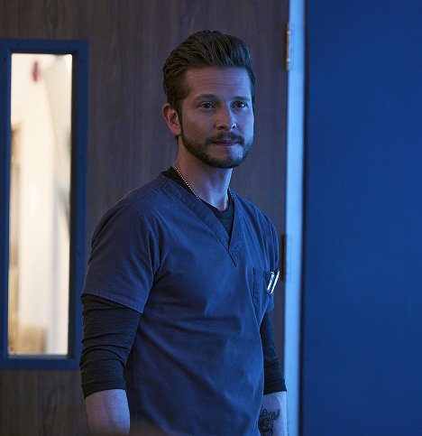 Matt Czuchry - Atlanta Medical - The Thinnest Veil - Filmfotos