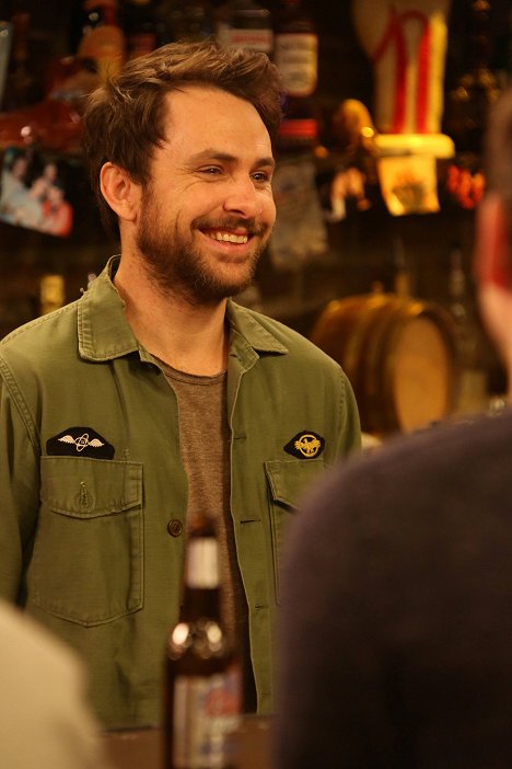 Charlie Day - It's Always Sunny in Philadelphia - The Gang Tries Desperately to Win an Award - Photos