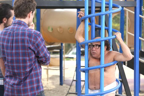 Danny DeVito - It's Always Sunny in Philadelphia - Mac and Dennis Buy a Timeshare - Photos