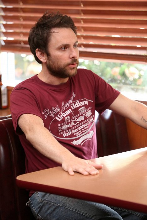 Charlie Day - It's Always Sunny in Philadelphia - The Gang Misses the Boat - Photos