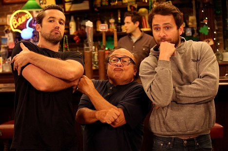 Rob McElhenney, Danny DeVito, Charlie Day - It's Always Sunny in Philadelphia - The Gang Goes on Family Fight - Photos