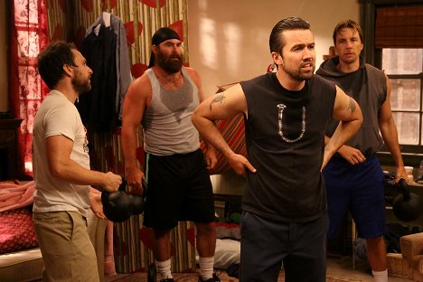 Charlie Day, Rob McElhenney - It's Always Sunny in Philadelphia - Ass Kickers United: Mac and Charlie Join a Cult - Photos