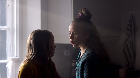 Hanna Wahlström, Stella Laine - Peilitie - Film