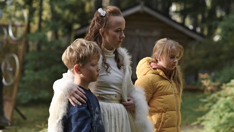 Ivar Andersson, Stella Laine, Hanna Wahlström - Peilitie - Filmfotók