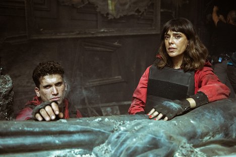 Jaime Lorente, Belén Cuesta - La casa de papel (Netflix version) - ¿Crees en la reencarnación? - De la película