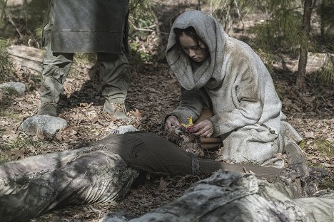 Madelyn Kientz - The Walking Dead: World Beyond - Blessures ouvertes - Film