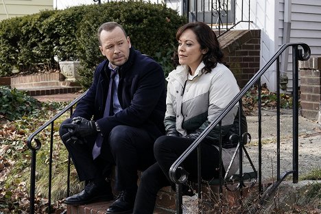 Donnie Wahlberg, Marisa Ramirez - Blue Bloods - Crime Scene New York - For Whom the Bell Tolls - Photos