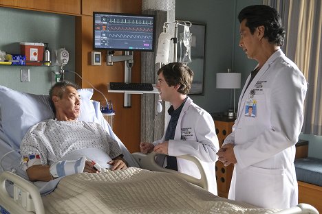 François Chau, Freddie Highmore, Will Yun Lee - The Good Doctor - Crazytown - Van film