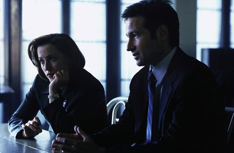 Gillian Anderson, David Duchovny - The X-Files - Millennium - Photos