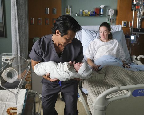 Will Yun Lee, Lyndon Smith - The Good Doctor - Piece of Cake - Photos