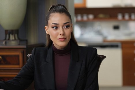 Dilan Çiçek Deniz - Alev Alev - Episode 22 - Filmfotos