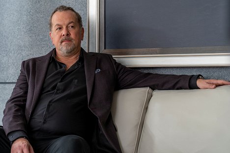 David Costabile - Miliardy - Implosion - Z filmu