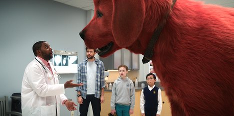 Kenan Thompson, Jack Whitehall, Darby Camp, Izaac Wang - Veľký červený pes Clifford - Z filmu