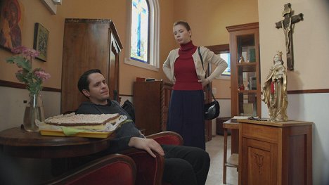 Dénes Farkas, Fanni Maizác - Keresztanyu - Az ukrán balhé - Z filmu