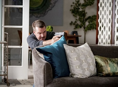 Chris O'Donnell - NCIS: Los Angeles - Divided We Fall - Photos