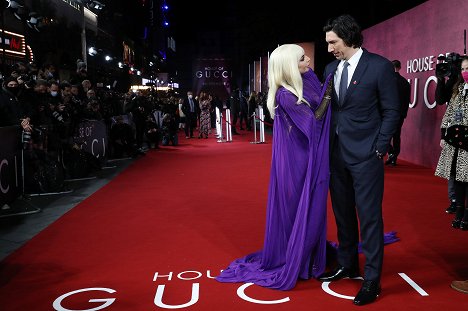 UK Premiere Of "House of Gucci" at Odeon Luxe Leicester Square on November 09, 2021 in London, England - Lady Gaga, Adam Driver - Klan Gucci - Z akcií
