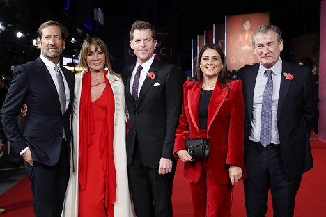 UK Premiere Of "House of Gucci" at Odeon Luxe Leicester Square on November 09, 2021 in London, England - Kevin Ulrich, Giannina Facio-Scott, Kevin J. Walsh, Pamela Abdy, Mark Huffam - House of Gucci - Tapahtumista