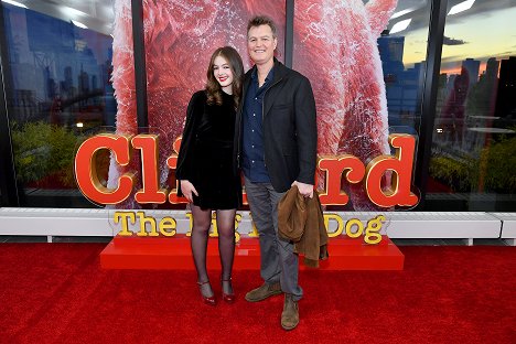 New York Special Screening of ’Clifford the Big Red Dog’ at the Scholastic Inc. Headquarters on November 04, 2021 in New York - Mia Ronn, David Ronn