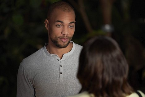 Kendrick Sampson - Fashionably Yours - Photos