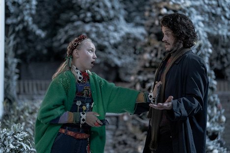 Helena Zengel, Iwan Rheon - A Christmas Number One - Film