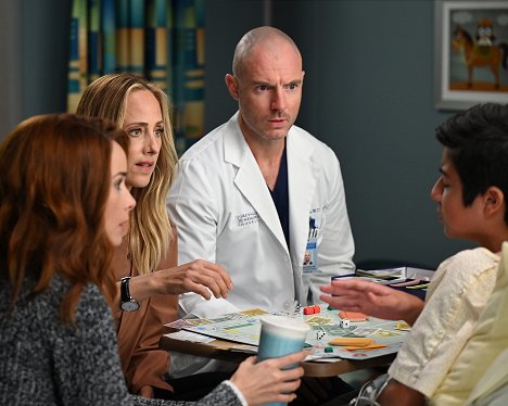 Abigail Spencer, Kim Raver, Richard Flood - Grey's Anatomy - Die jungen Ärzte - Das Gute feiern - Filmfotos