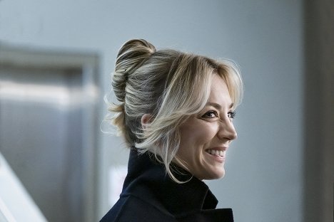 Kaley Cuoco - The Flight Attendant - In Case of Emergency - Photos