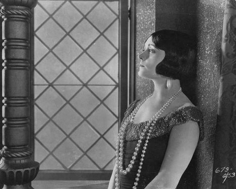 Pola Negri - Forbidden Paradise - Van film