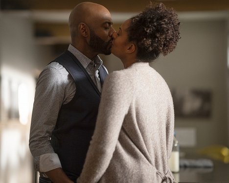 Romany Malco, Christina Moses - A Million Little Things - The Things We Keep Inside - Photos