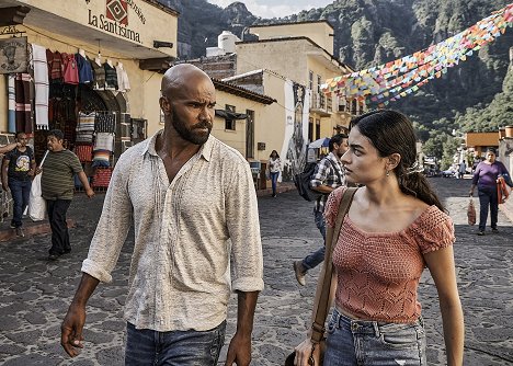 Shemar Moore, Val Dorantes - S.W.A.T. - Mexiko - Filmfotos