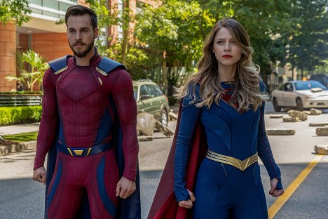 Chris Wood, Melissa Benoist - Supergirl - Kara - Filmfotók