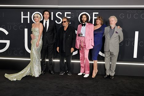 Los Angeles premiere of MGM's 'House of Gucci' at Academy Museum of Motion Pictures on November 18, 2021 in Los Angeles, California - Lady Gaga, Adam Driver, Al Pacino, Jared Leto, Giannina Facio-Scott, Ridley Scott - A Gucci-ház - Rendezvények