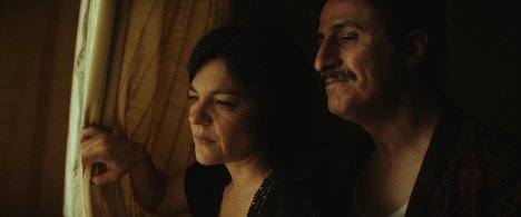 Jasmin Tabatabai, Mohsen Namjoo - Mitra - De la película